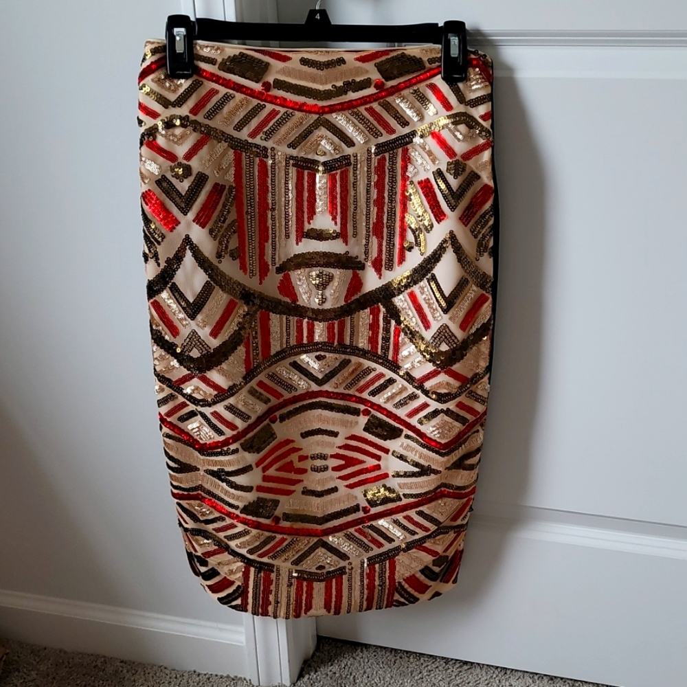 Patterned Midi Pencil Skirt